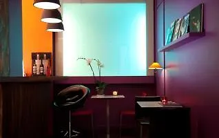 Republique Hotel Paris