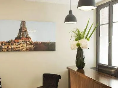Republique Hotel Paris 2*,  France